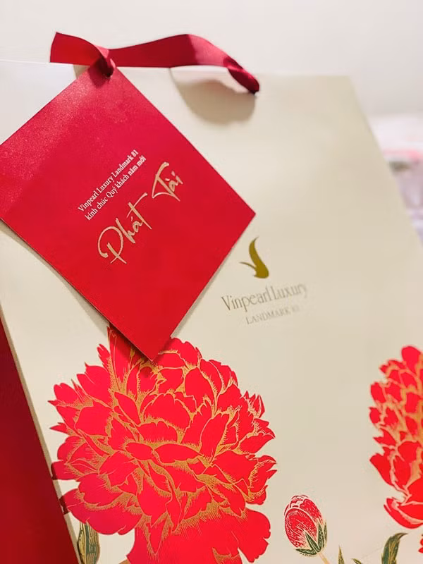 Món quà đón năm mới thịnh vượng từ Vinpearl Luxury Landmark 81 và Almaz -0