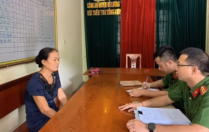 “Sóng ngầm” phường, hụi online -0