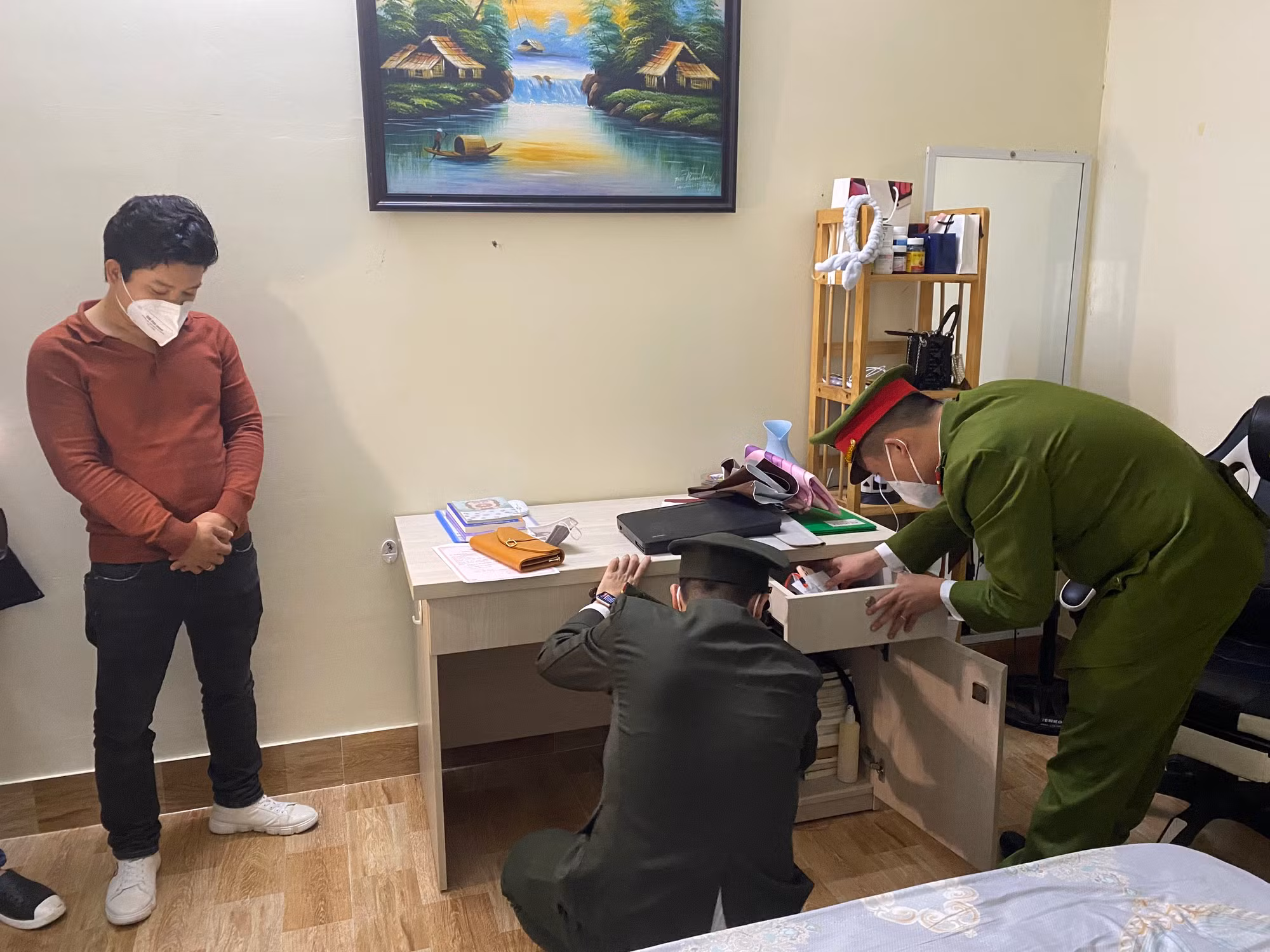 Đường dây mua bán hơn 6,2 triệu dữ liệu cá nhân bị bóc gỡ như thế nào -0