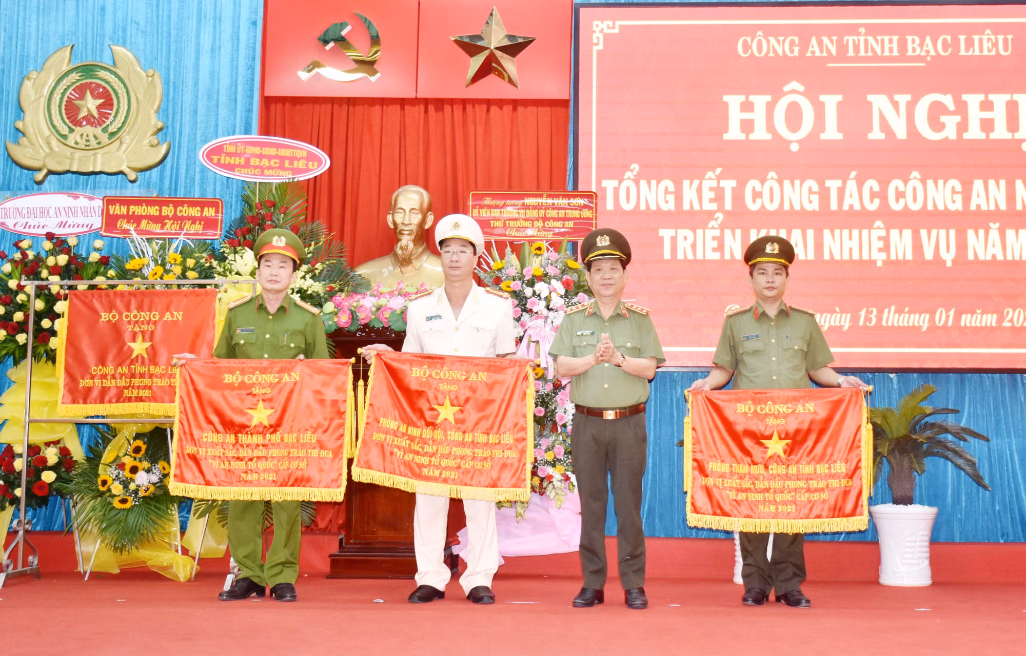 Công an tỉnh Bạc Liêu chủ động nắm chắc tình hình, bảo bảo ANTT ngay từ cơ sở -0