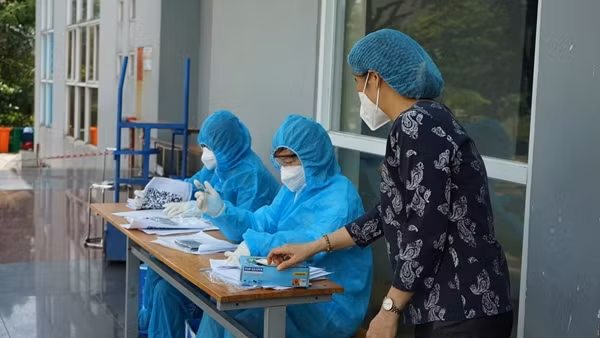 Sẵn sàng kịch bản ứng phó khi có biến chủng mới nguy hiểm ảnh 4