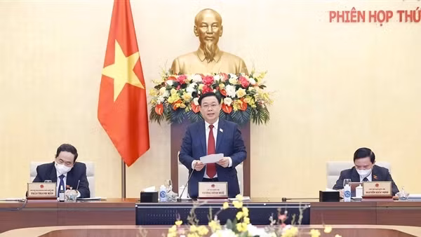Bế mạc Phiên họp thứ 8 của Ủy ban Thường vụ Quốc hội ảnh 1
