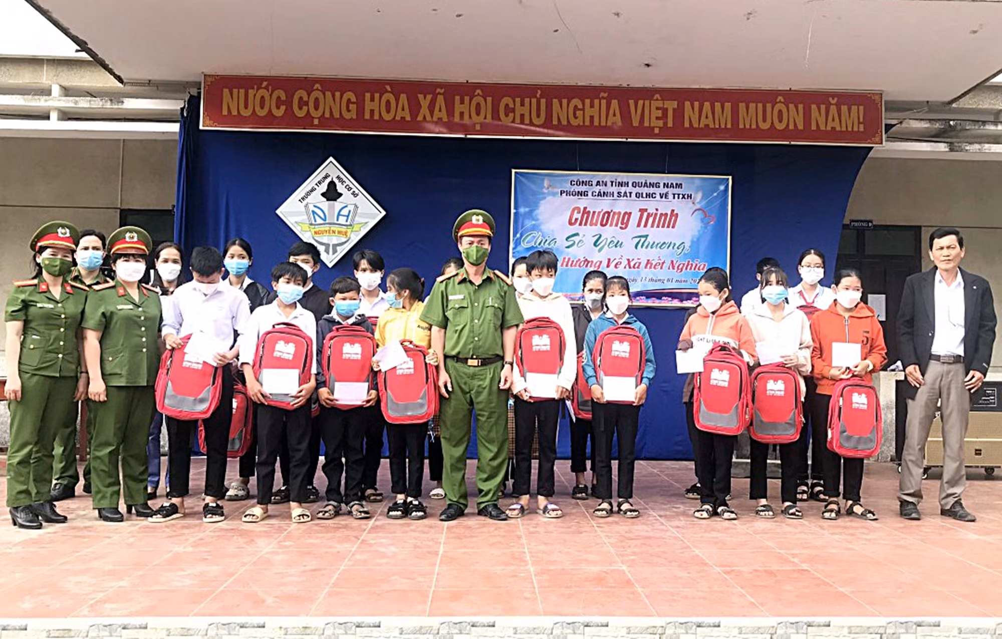 Nhiều hoạt động ý nghĩa hướng về vùng đất bên dòng Vu Gia -0