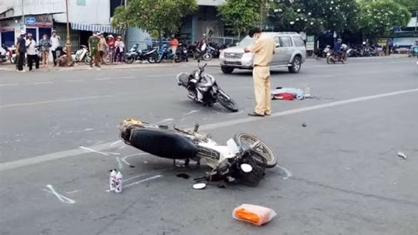 Ô tô rơi xuống hố, 3 người thương vong ảnh 5