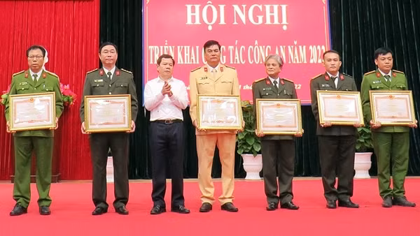 Công an tỉnh Bạc Liêu chủ động nắm chắc tình hình, bảo đảm ANTT ngay từ cơ sở ảnh 8
