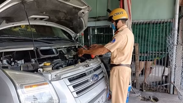 Vĩnh Phúc: Hình ảnh về những chiến sĩ áo vàng đẹp mãi trong lòng dân ảnh 8