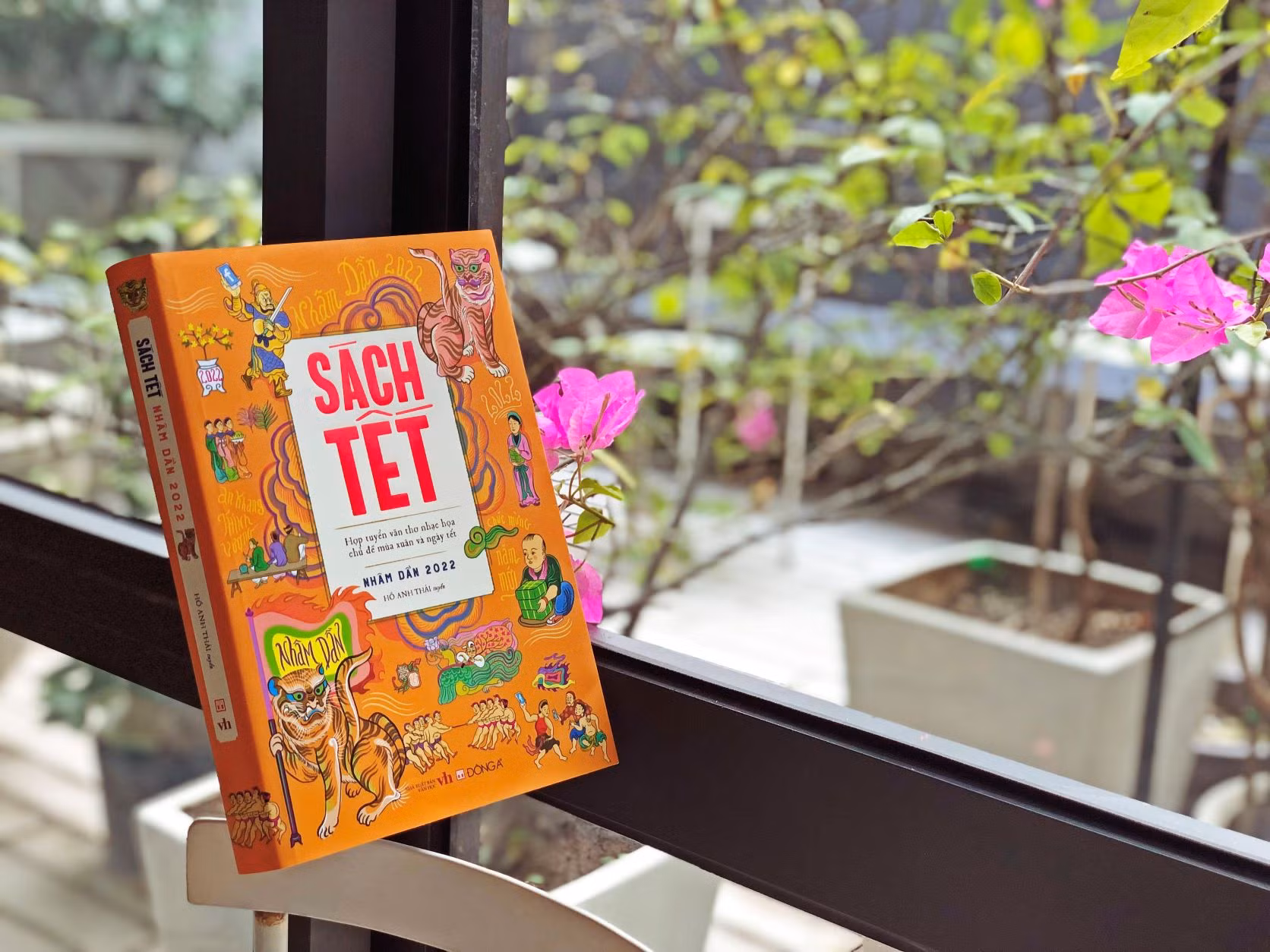 2 sach tet nham dan.jpg -0