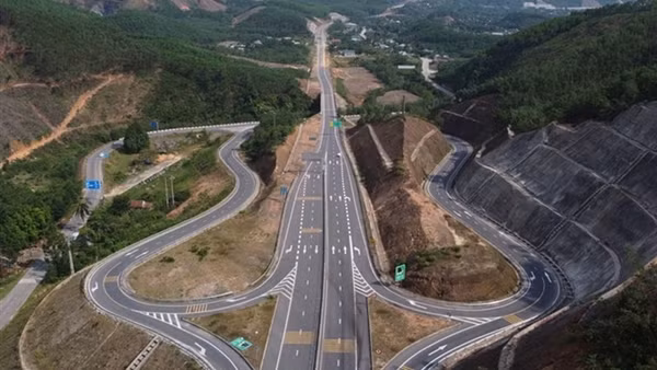 Phải đột phá tư duy, đẩy mạnh phân cấp để đất nước có 5.000km cao tốc ảnh 7