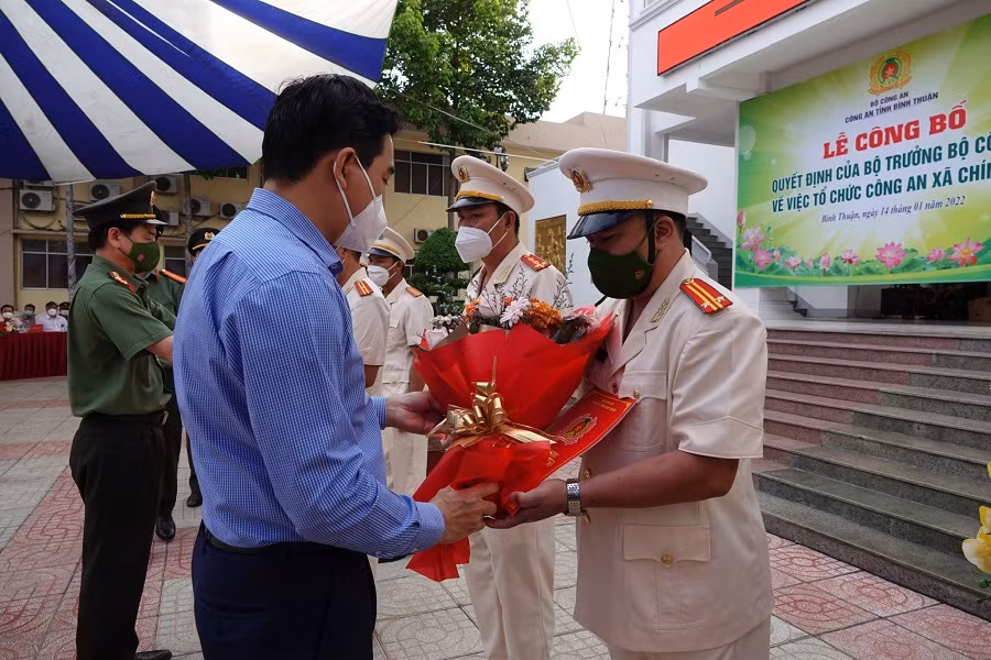 Công bố Quyết định của Bộ trưởng Bộ Công an về tổ chức Công an xã chính quy và ra mắt Tiểu đoàn cảnh sát Cơ động dự bị chiến đấu -0