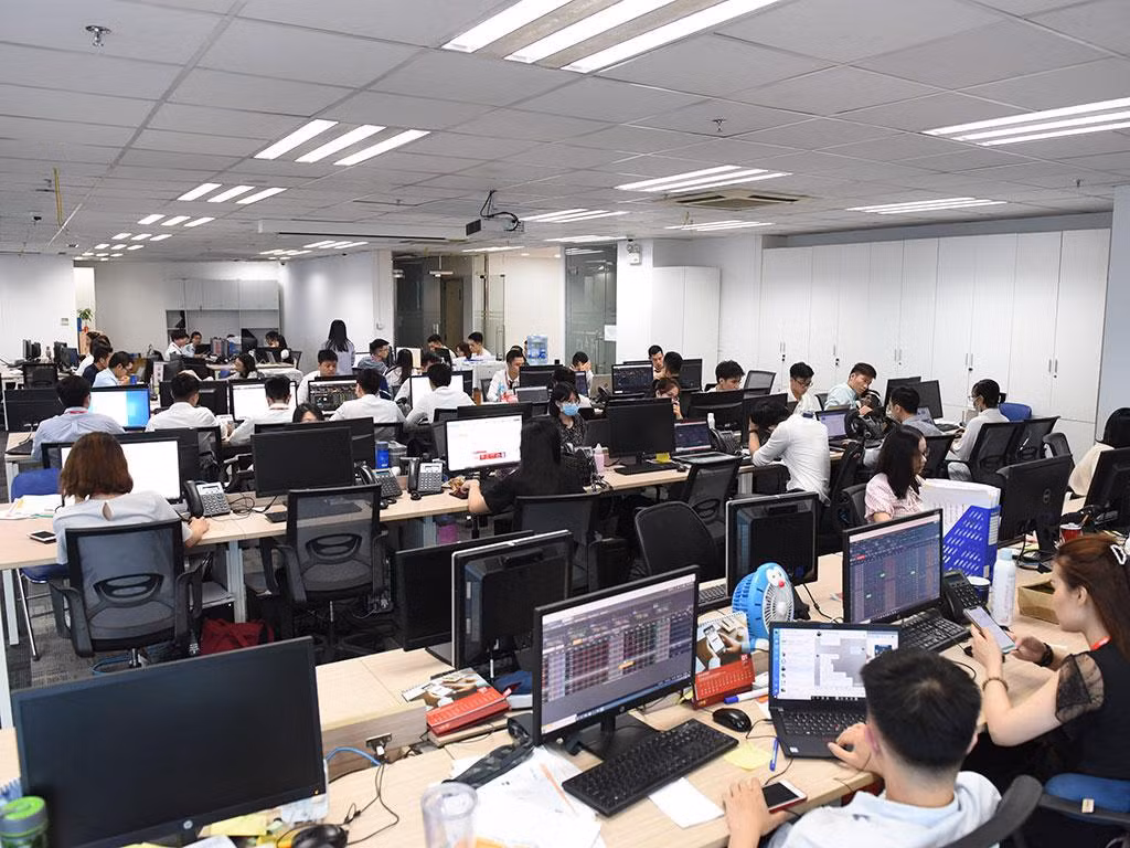 Bán chui cổ phiếu - Đạo đức kinh doanh ở đâu? -0