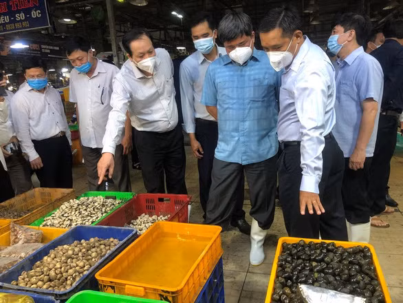 TP Hồ Chí Minh kiểm tra thực phẩm dịp Tết Nguyên đán tại một số cơ sở kinh doanh, chợ đầu mối -0