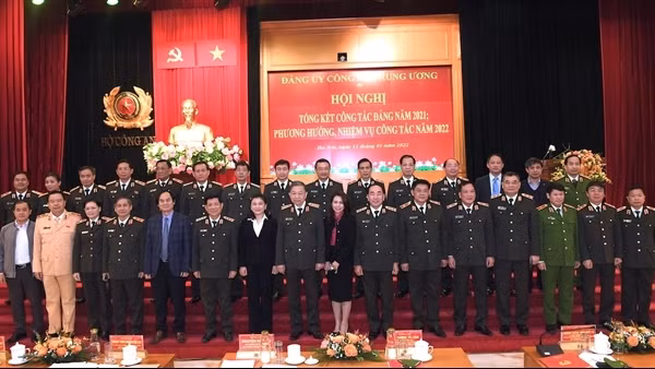 Công bố quyết định bổ nhiệm hai Thứ trưởng Bộ Công an ảnh 7
