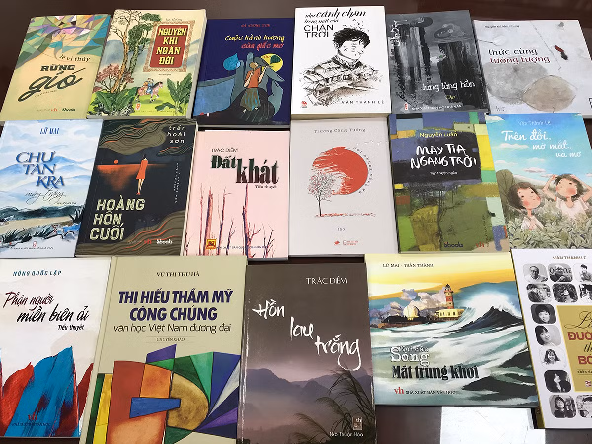 Người viết trẻ với khát vọng “ra thẳng thế giới” -0
