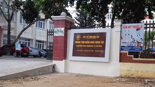 Đình chỉ sinh hoạt Đảng Giám đốc và Kế toán trưởng CDC Thừa Thiên-Huế ảnh 4