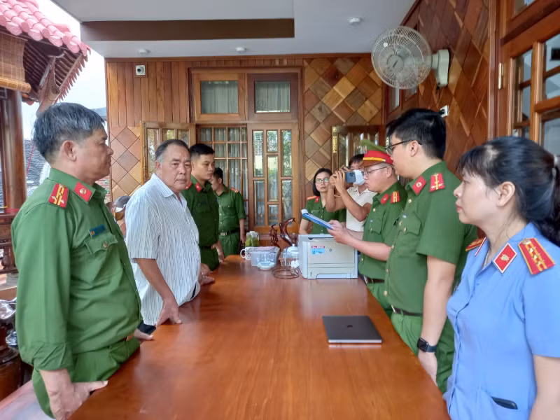 Gây thất thoát hơn 10,1 tỷ đồng, cựu Chủ tịch UBND tỉnh Phú Yên cùng đồng phạm hầu tòa -0