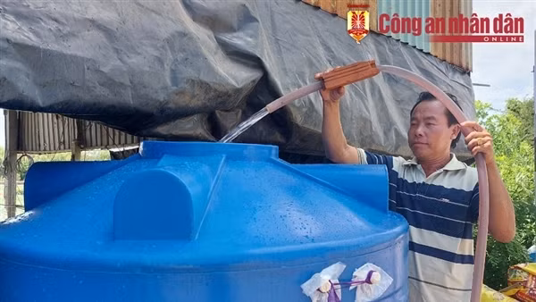 Những giọt nước nghĩa tình mùa khô hạn