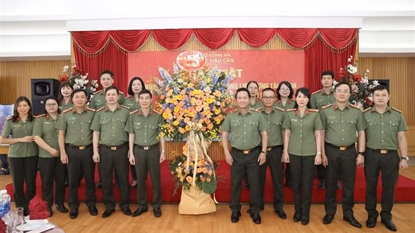 Tiếp tục triển khai có hiệu quả những dự án trọng điểm của Bộ Công an