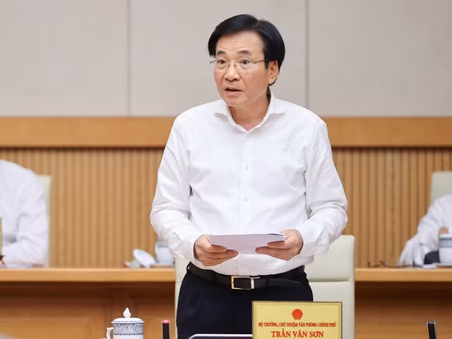 Thủ tướng: Sử dụng nguồn tăng thu, tiết kiệm chi năm 2023 có trọng tâm, trọng điểm -0