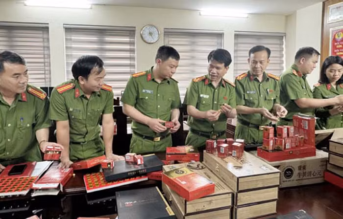 Bắt giữ nhóm đối tượng sản xuất, buôn bán thực phẩm bảo vệ sức khoẻ chống đột quỵ giả qui mô lớn -0