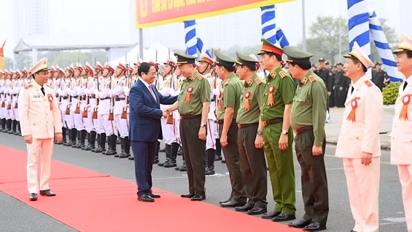 Kỷ niệm trọng thể 50 năm Ngày truyền thống lực lượng Cảnh sát Cơ động