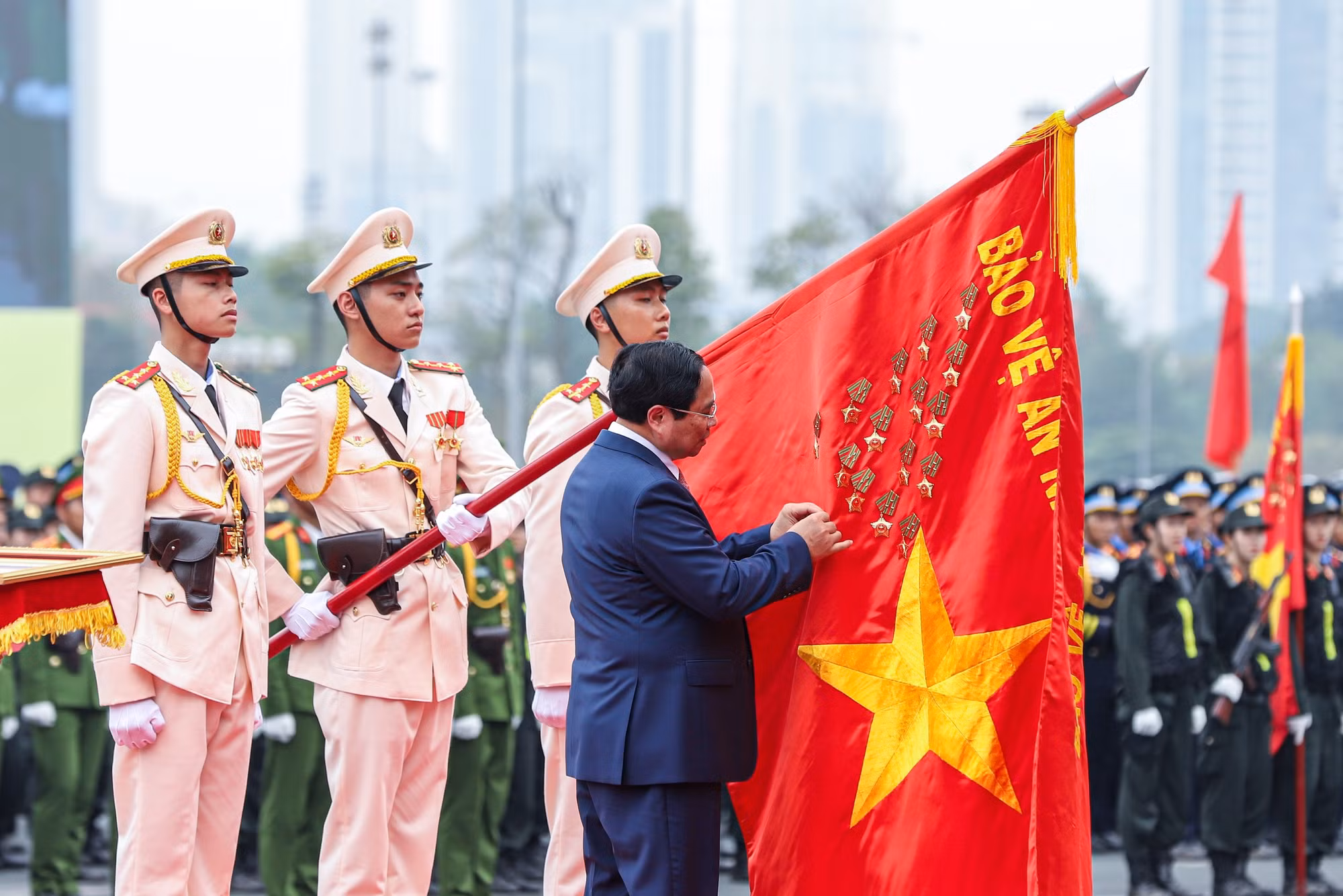 Xây dựng lực lượng CSCĐ 