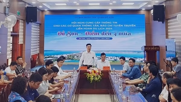 Xuất hiện cánh diều dài 30 mét tại Liên hoan du lịch Đồ Sơn 2024
