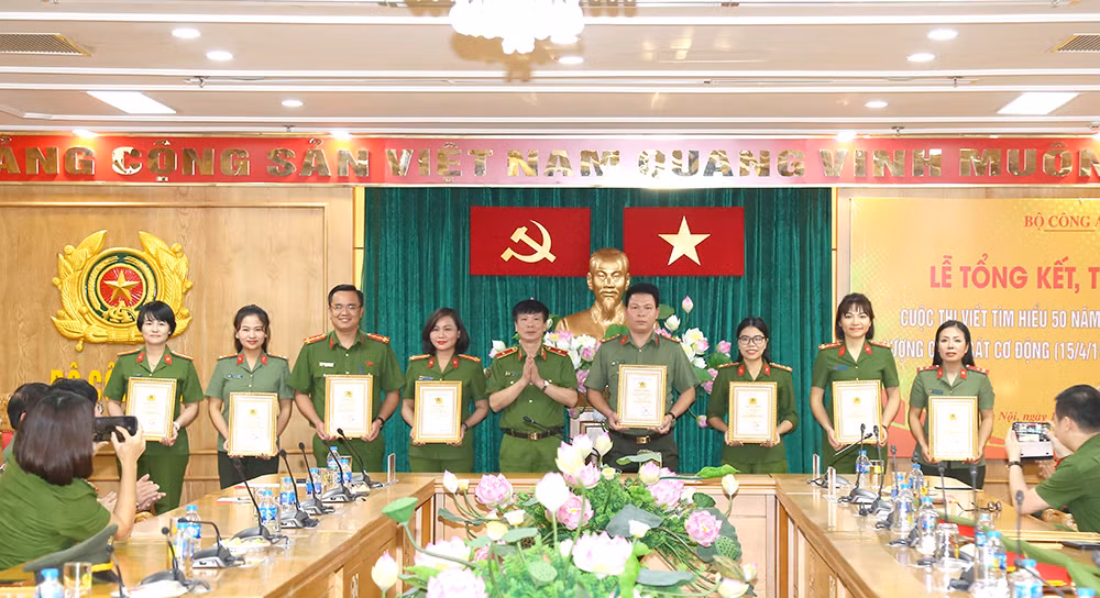 Góp phần khẳng định vai trò quan trọng của lực lượng Cảnh sát cơ động -0