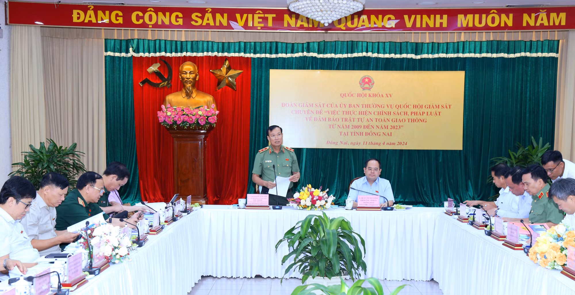 Đoàn giám sát của Ủy ban Thường vụ Quốc hội giám sát chuyên đề về TTATGT tại Đồng Nai giai đoạn 2009-2023 -0