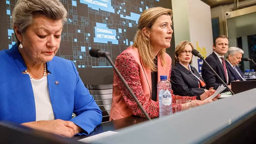 0424-europol-report-identifies-the-most-threatening-criminal-networks-in-eu-884x500.jpg -0