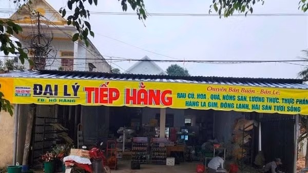 Giám đốc hợp tác xã cùng vợ chết trong tư thế treo cổ