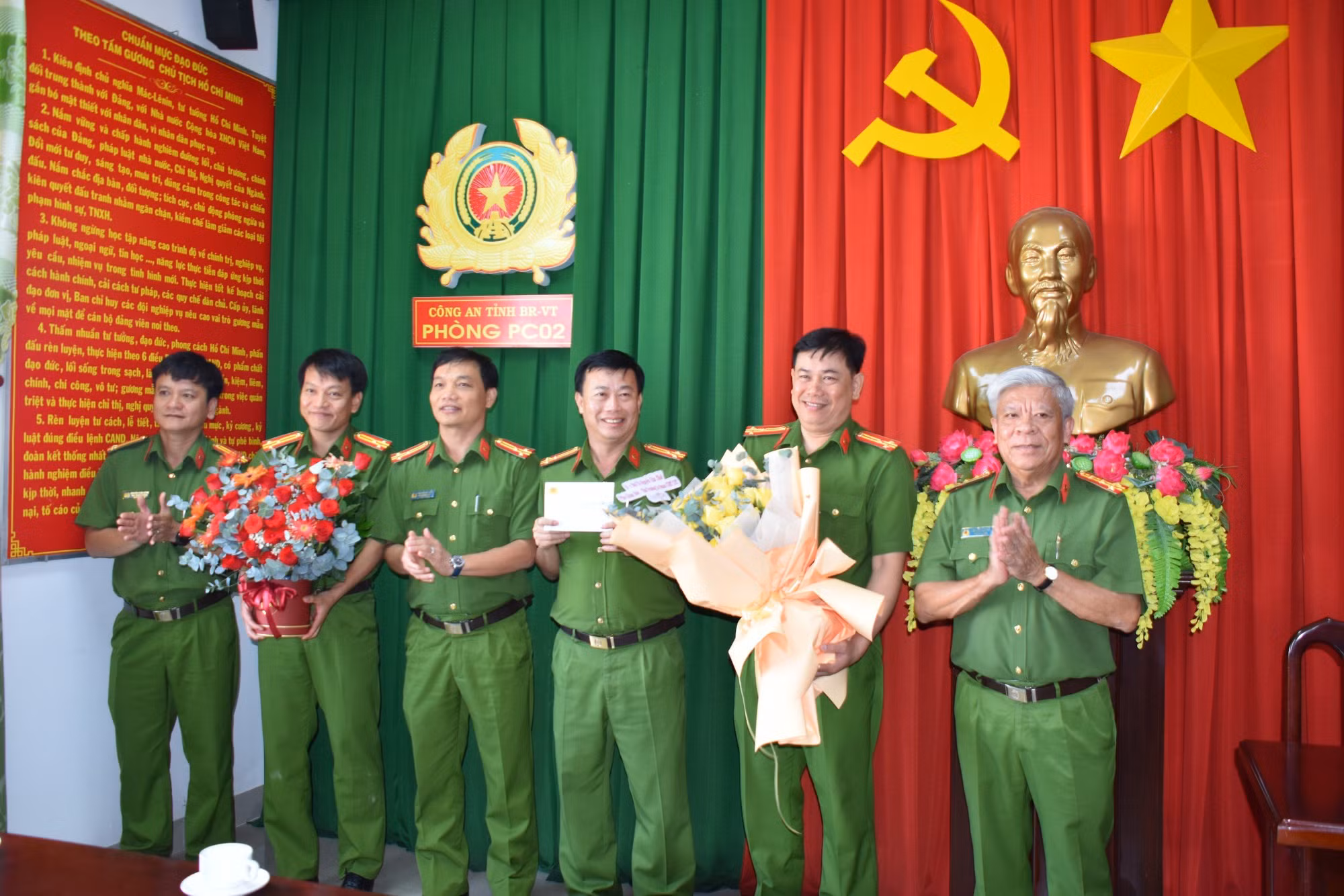 Công an tỉnh Bà Rịa-Vũng Tàu khen thưởng đột xuất Phòng Cảnh sát hình sự -0