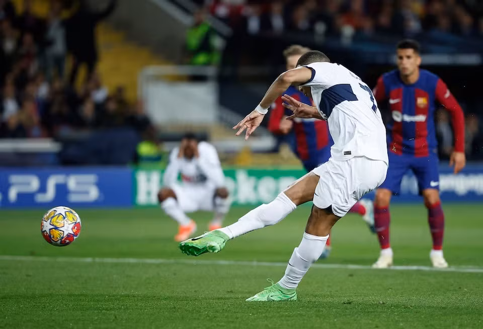 Mbappe đưa PSG vào bán kết Champions League -0