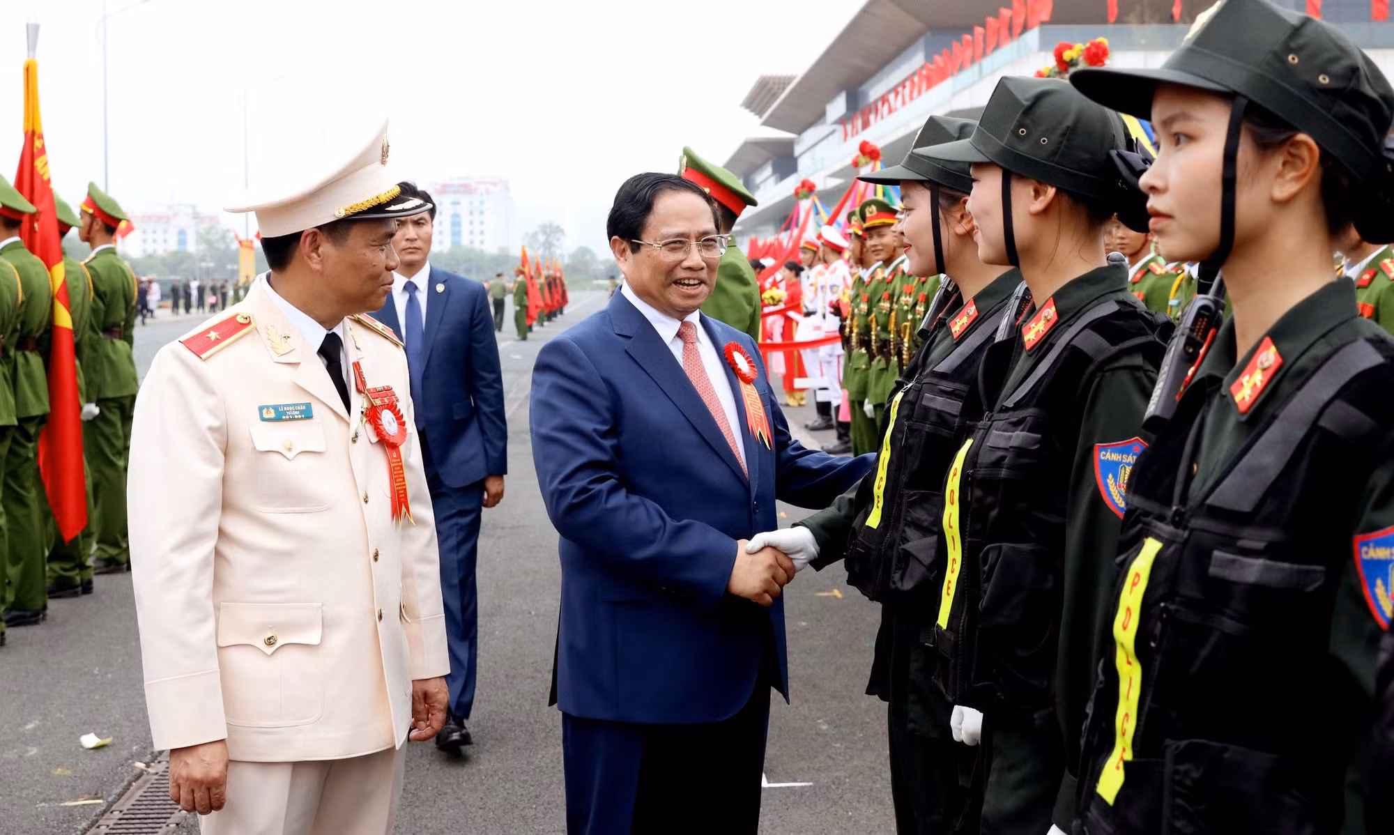 Xây dựng lực lượng CSCĐ 
