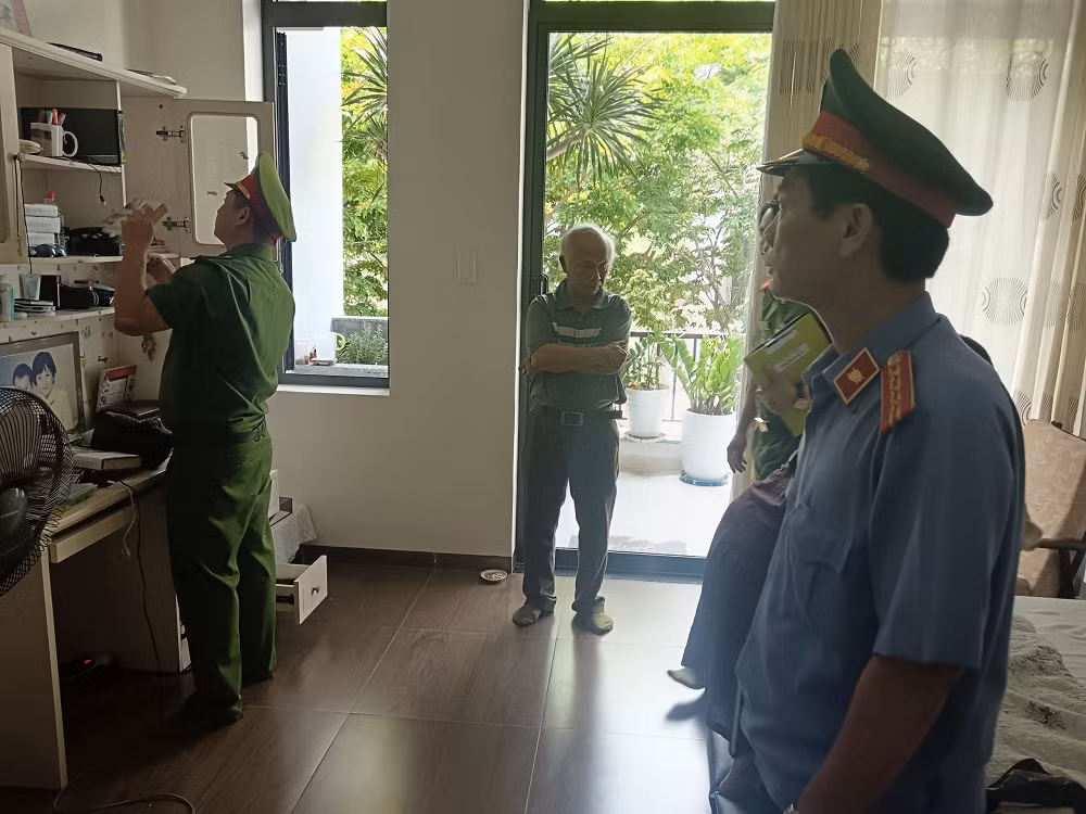 Khởi tố thêm 2 đối tượng trong vụ án nhận hối lộ tại Trung tâm Đăng kiểm xe cơ giới Thừa Thiên Huế -0