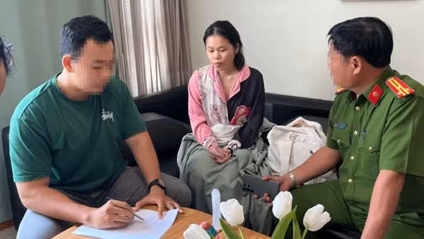 Thấy gì từ vụ bắt cóc bé gái trên phố đi bộ Nguyễn Huệ?
