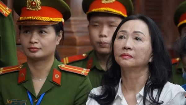Nhiều doanh nghiệp phải trả hàng tỷ đồng cho bị cáo Trương Mỹ Lan khắc phục hậu quả