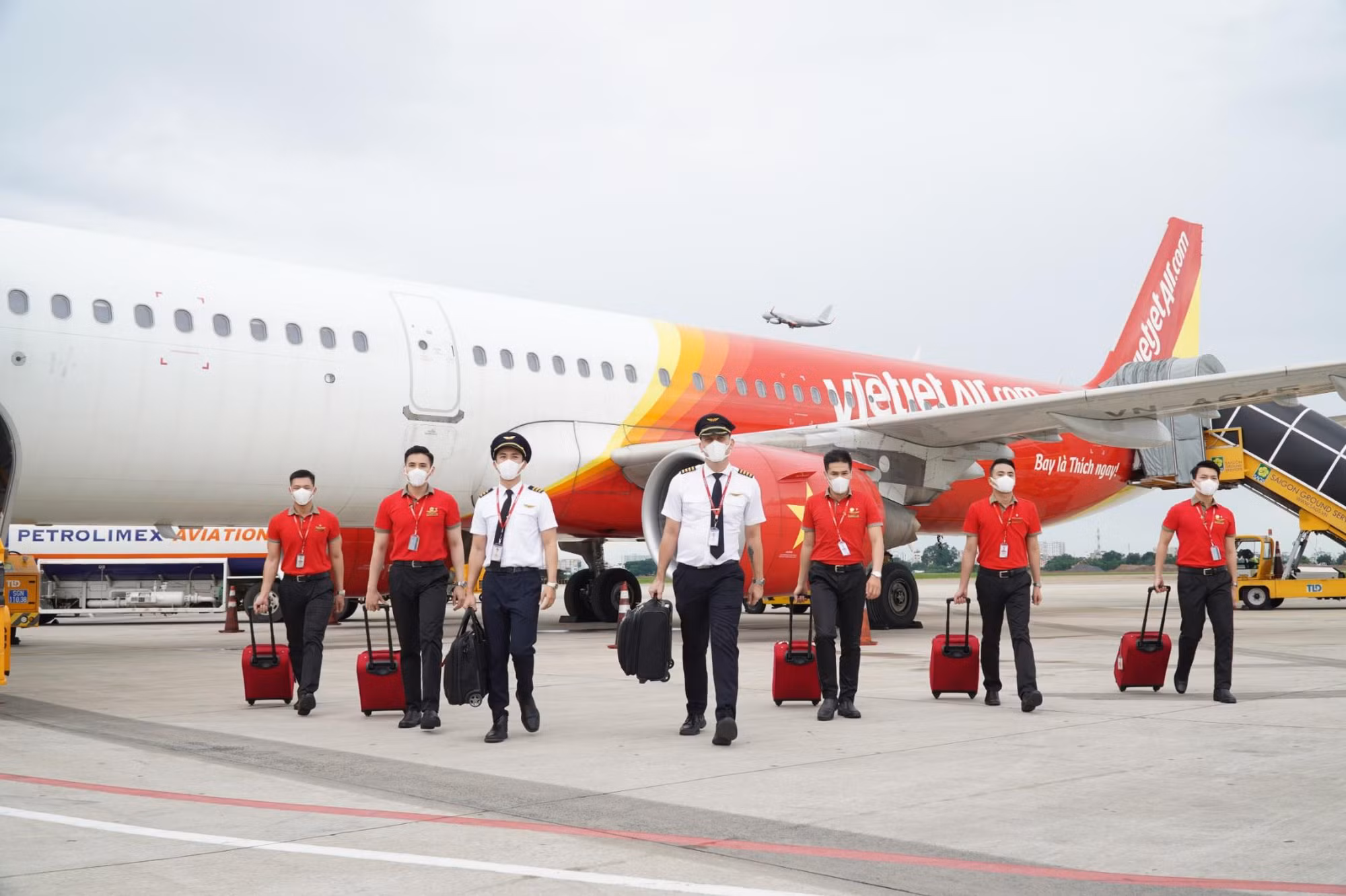 Từ 15/4: Vietjet tung cả triệu vé 0 đồng bay nội địa lẫn quốc tế -0