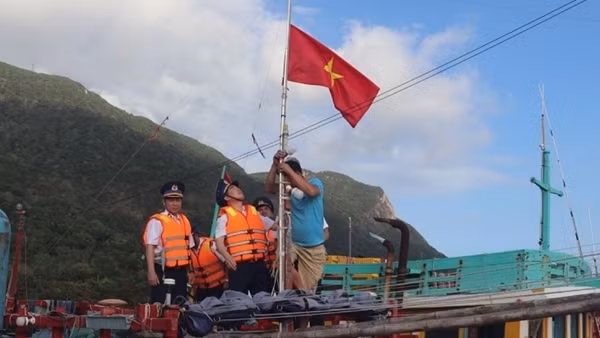 Chỉ thị của Ban Bí thư về tăng cường sự lãnh đạo của Đảng chống khai thác IUU