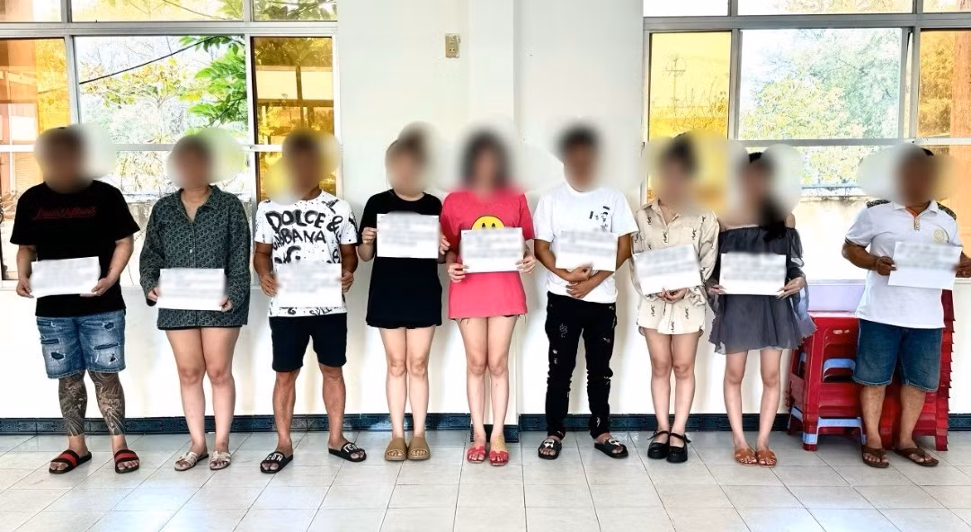 Bắt quả tang nhóm nam, nữ thuê Villa trong khu Resort để bày tiệc ma túy -0
