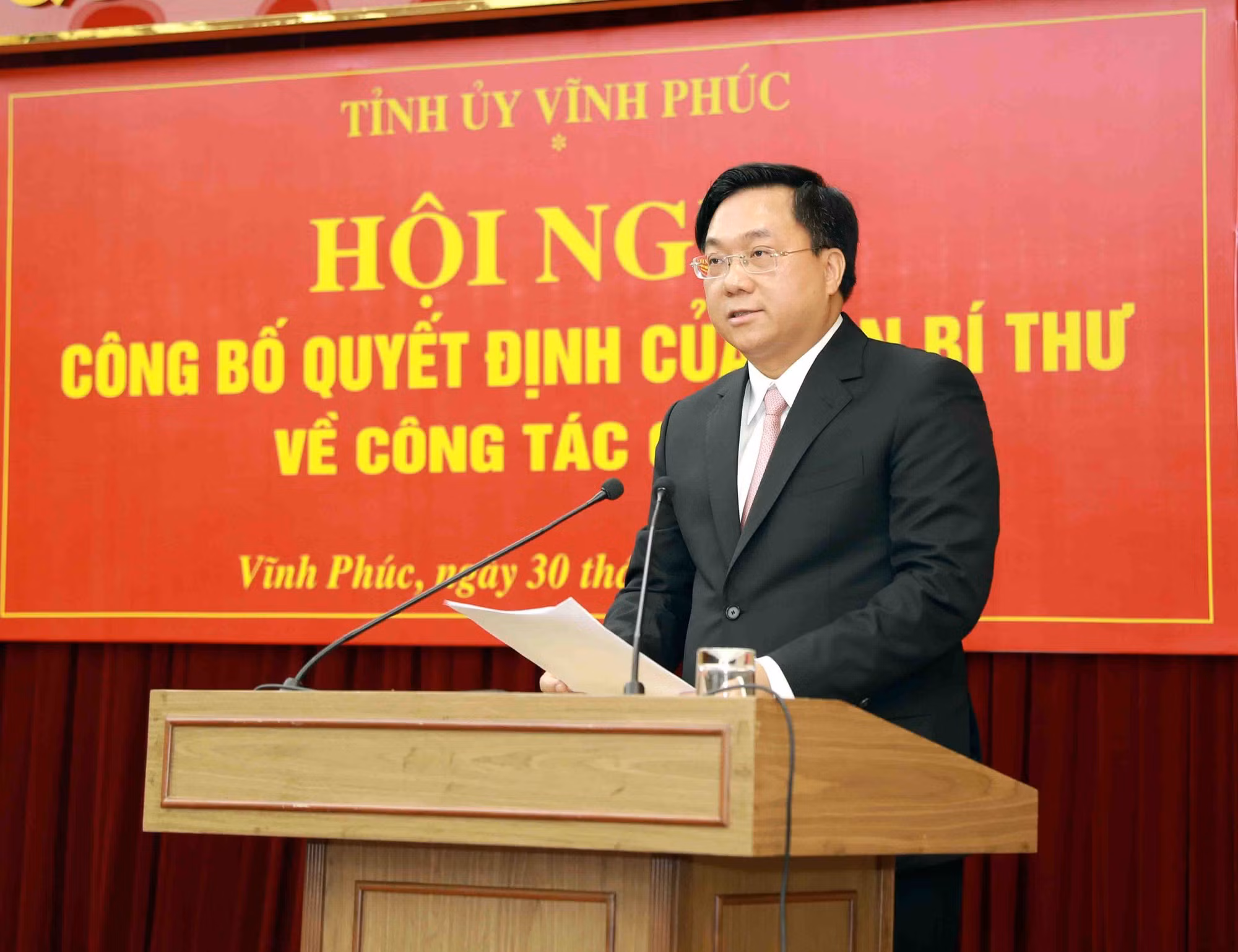 Ban Bí thư điều động, chỉ định Thứ trưởng giữ chức Phó Bí thư Tỉnh ủy -0