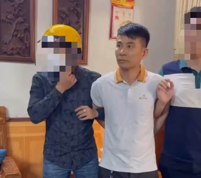 Đường dây vận chuyển 14 bánh heroin được khám phá như thế nào? -0