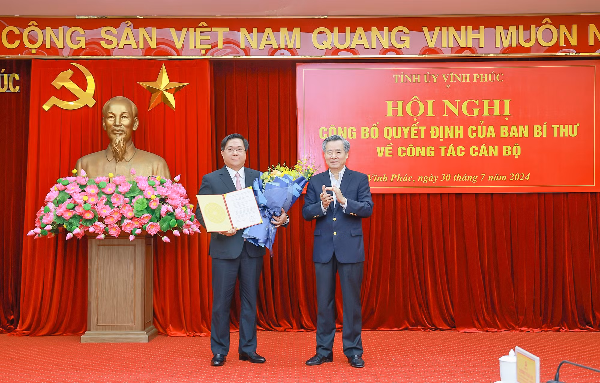 Ban Bí thư điều động, chỉ định Thứ trưởng giữ chức Phó Bí thư Tỉnh ủy -0