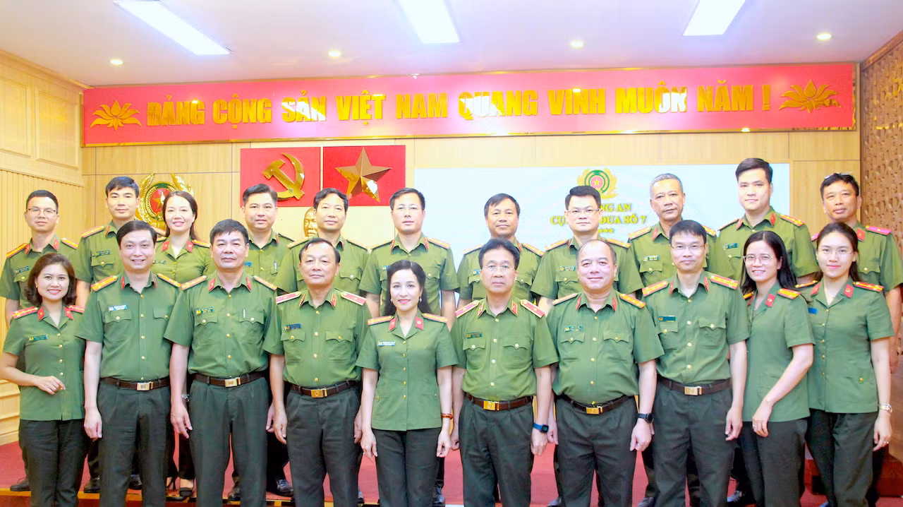 Cụm thi đua số 7 phấn đấu hoàn thành vượt mức các chỉ tiêu thi đua -0