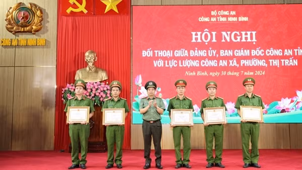 Đối thoại với Công an xã - Điểm mới trong đảm bảo ANTT tại cơ sở ở Ninh Bình