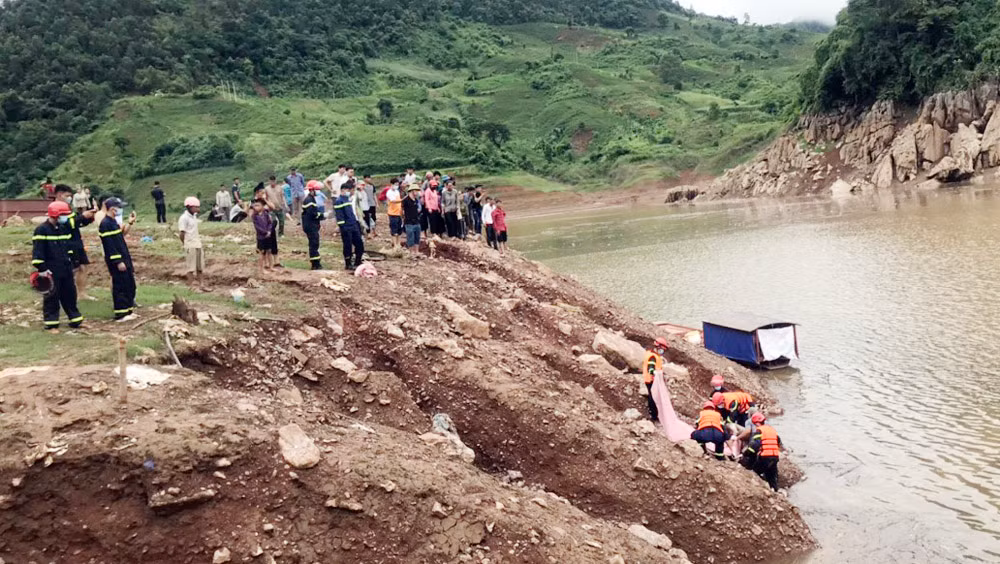 cuon troi 2.jpg -1