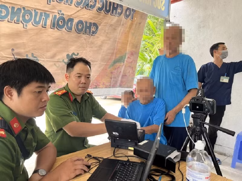TP Hồ Chí Minh tích cực triển khai cấp căn cước, mã định danh cho “nhân khẩu đặc biệt”