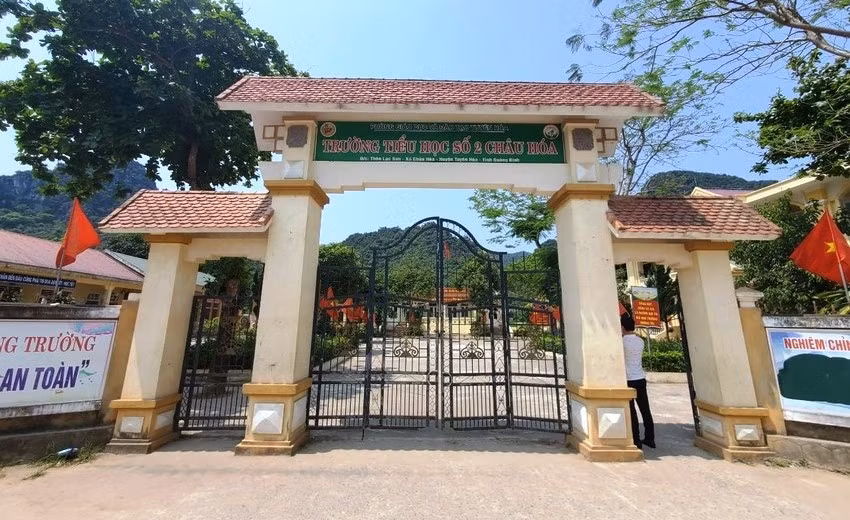 Cắt chức hiệu trưởng mang sổ đỏ nhà trường đi “cầm cố” -0