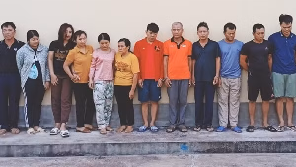 Đường dây đánh bạc qua mạng với doanh số hơn 100 tỉ đồng