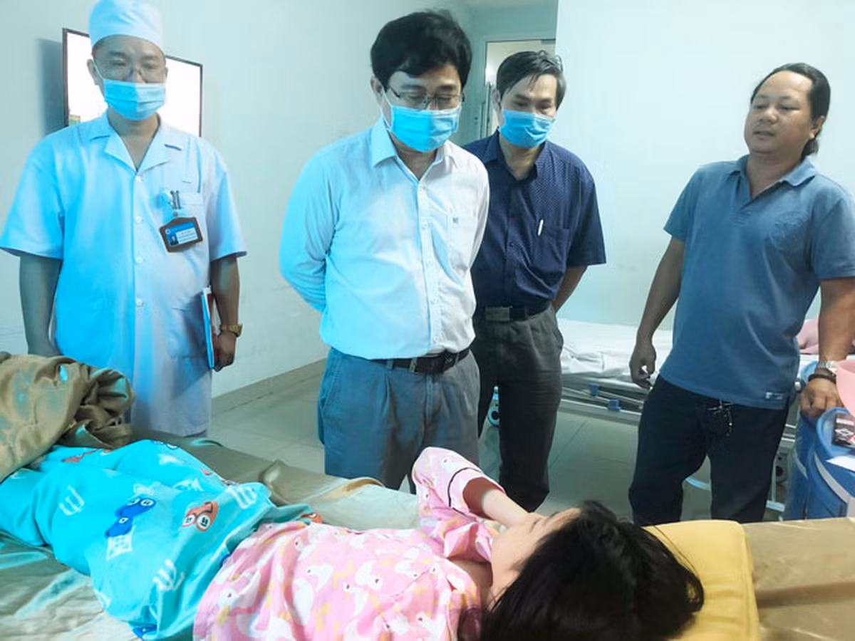Khả năng vi khuẩn Salmonella group là tác nhân gây bệnh trong vụ hàng trăm học sinh ở Nha Trang ngộ độc thực phẩm -0