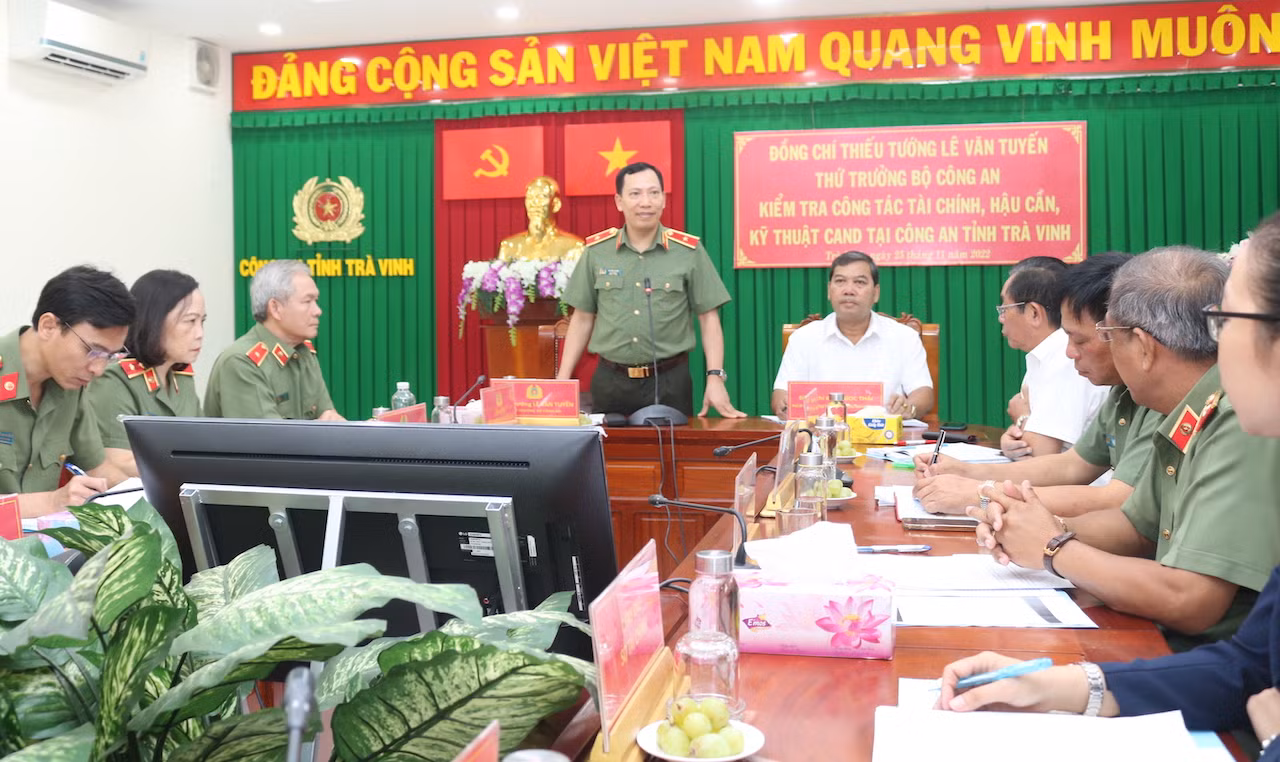 Thứ trưởng Lê Văn Tuyến kiểm tra công tác tại Trà Vinh -0